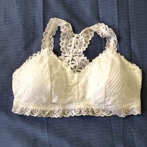 Maurices NWOT Bralette in white